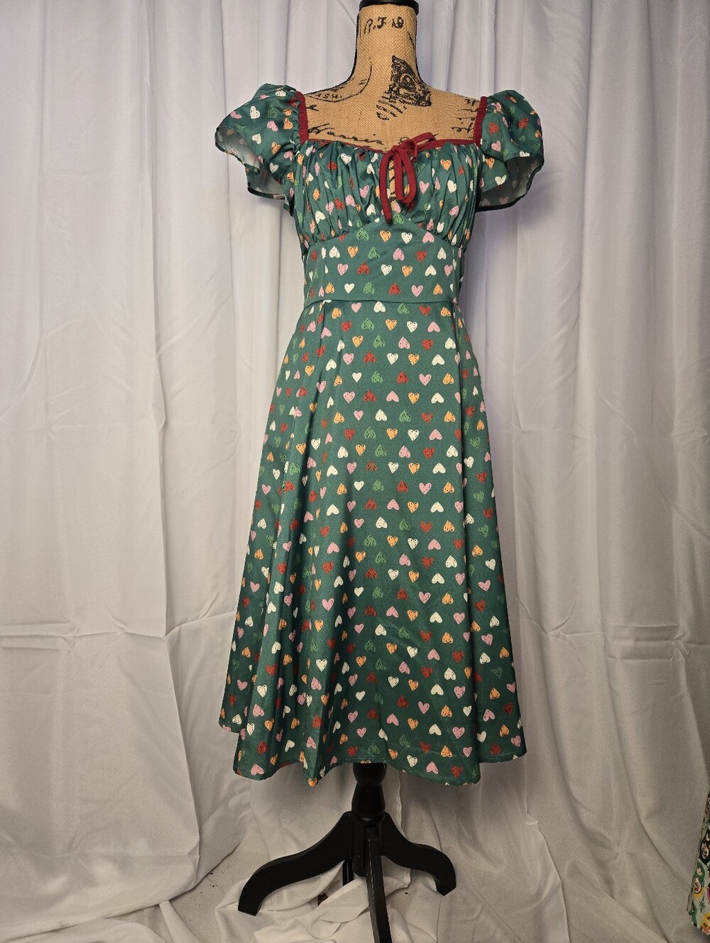 Unique Vintage Green Heart-Print Puff Sleeve Midi Dress